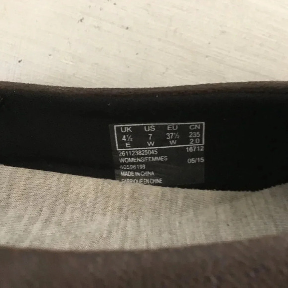 Clarks Women's CloudSteppers Sillian  Intro Flat SZ 7 W - Picture 9 of 11